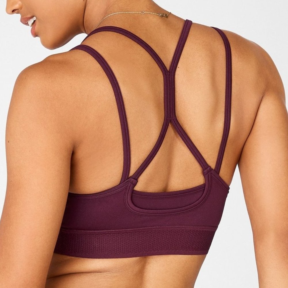 Fabletics Poppy Seamless Sports Bra IV - Port Wine